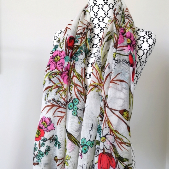 Witchery Accessories - Witchery Floral Scarf